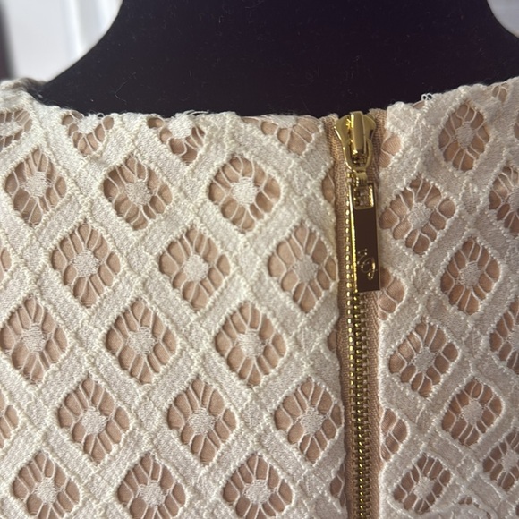 Eliza J Women’s 6 Layered Lacy Back Zip Pleated Flounce 3/4 Sleeves Mini Dress - Picture 6 of 9